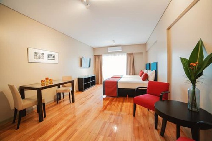 Room 4 of 43