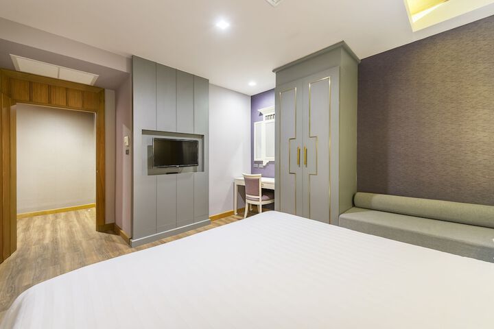 Room 31 of 55