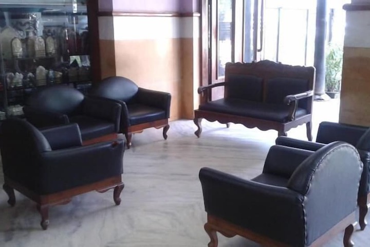 Hotel Interior 4 of 27