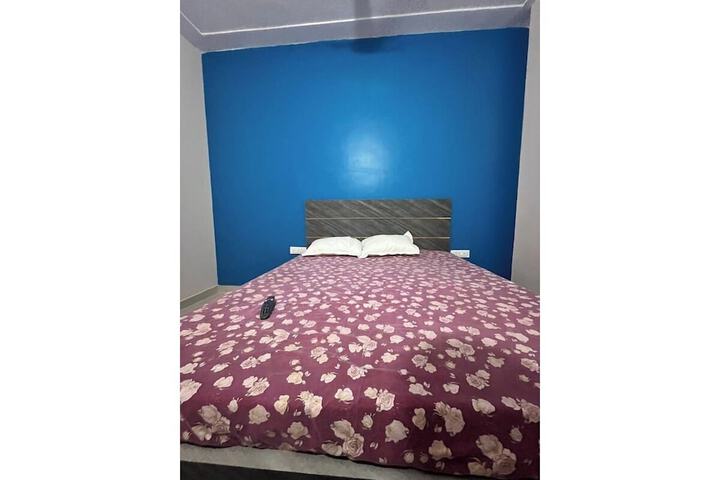 Room 2 of 18