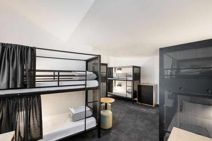 Room 12 of 49