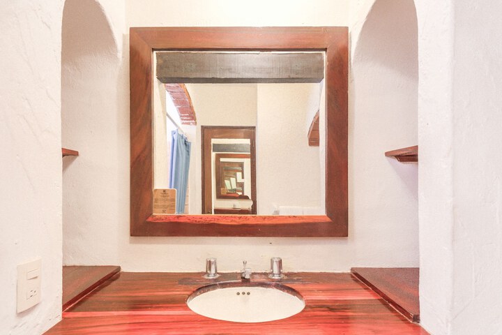 Bathroom Interior Photo