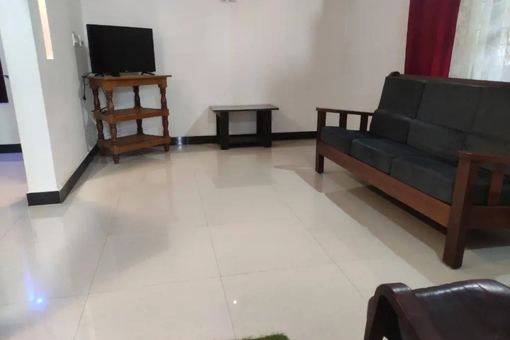 Room 12 of 20