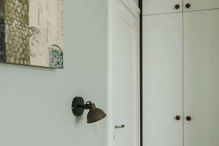 Room 12 of 23