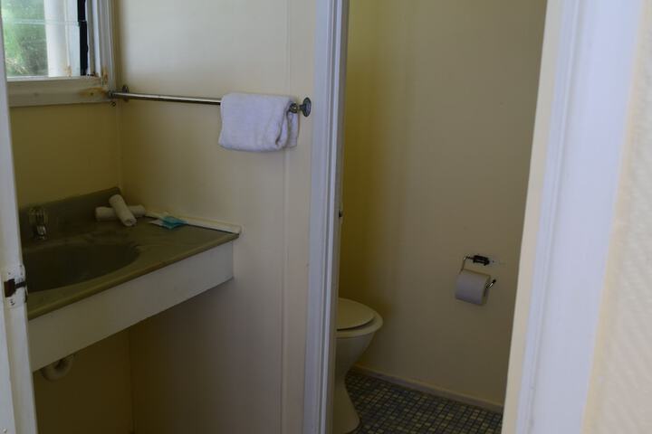 Room 48 of 79