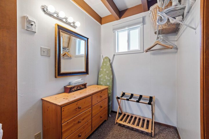 Room 35 of 113
