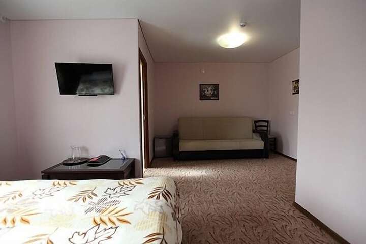 Room 41 of 93