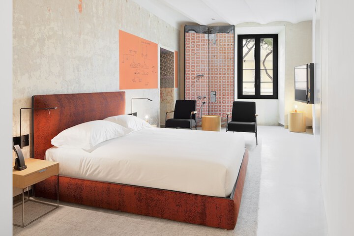 Room 20 of 71