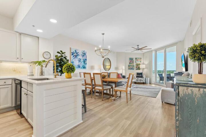 Image of 5 Star Resort 6th fl 2BR 2 BATH King Suite Shuttle Pools Family