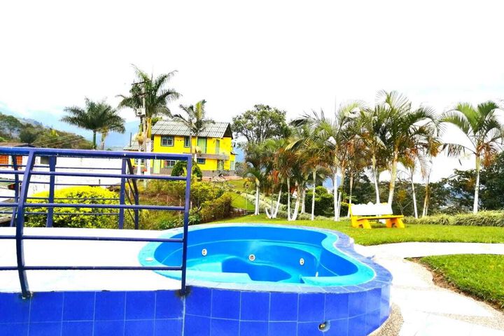 Pool 66 of 84