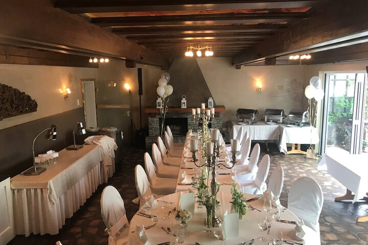 Ballroom/Hall 88 of 129