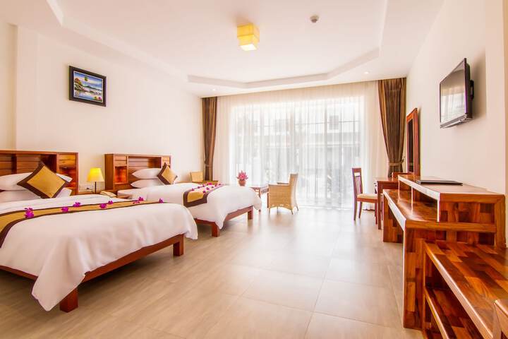 Room 10 of 78