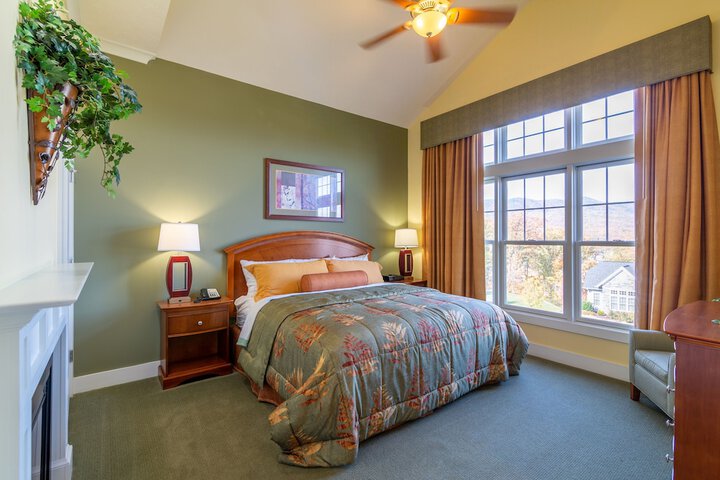Room 3 of 76