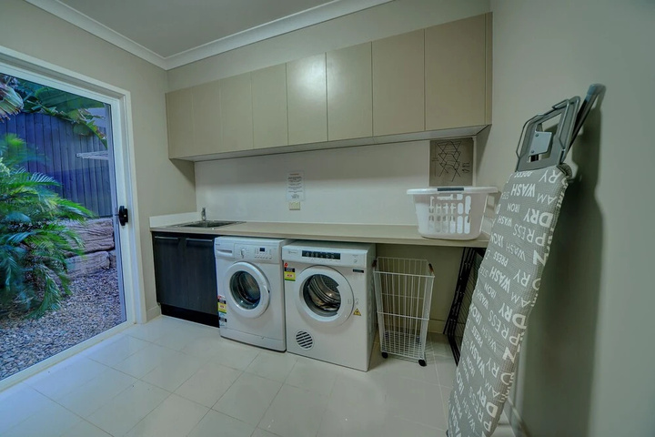 General 25 of 28