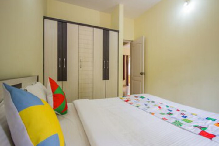 Room 13 of 22
