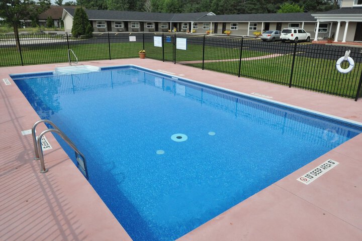 Pool 26 of 34