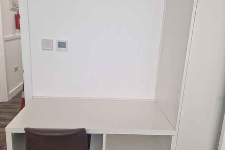 Room 16 of 104