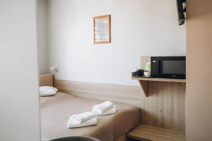 Room 15 of 51