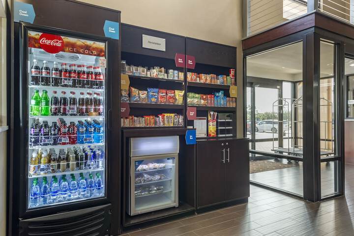 Snack bar