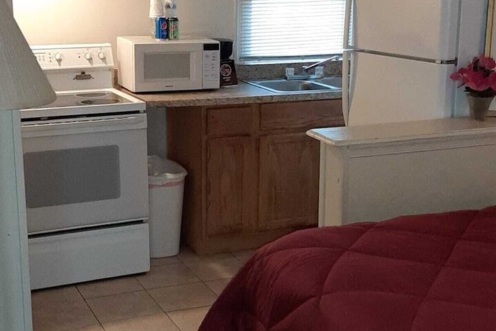 2 Double Beds (13 of 13)