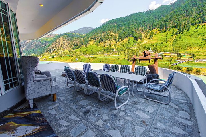 Terrace/Patio 30 of 43