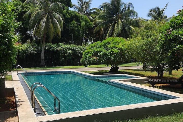 Pool 17 of 29