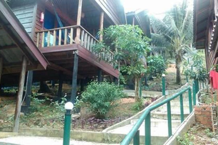 Happy Elephant Bungalows in Koh Rong