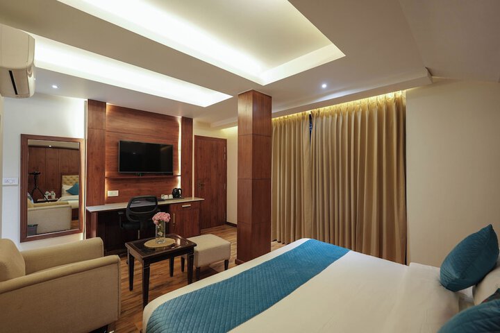 Room 6 of 54