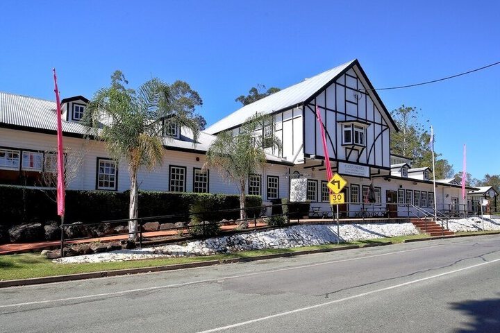 Canungra Hotel