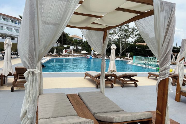 Pool 26 of 50
