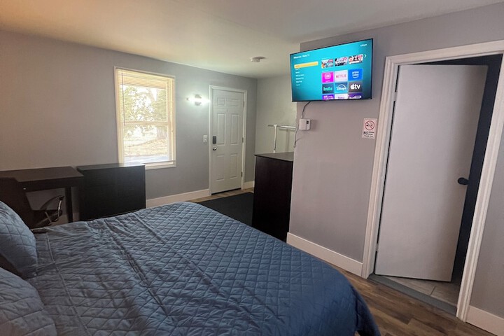 Room 4 of 26