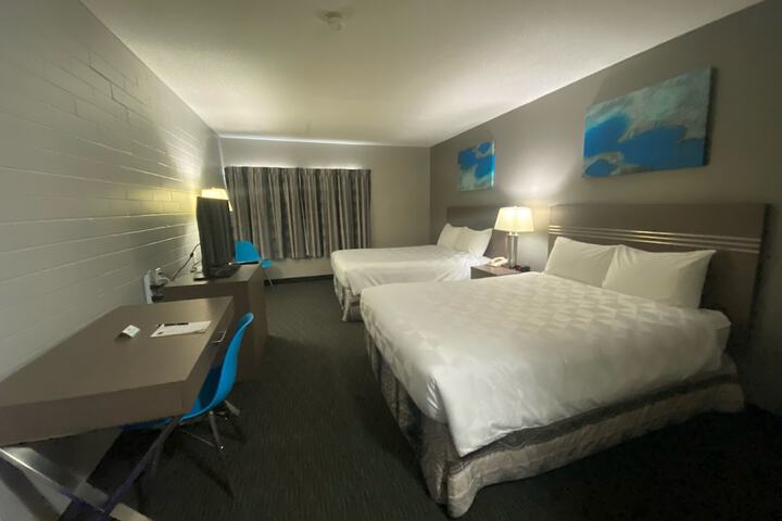 Room 5 of 43