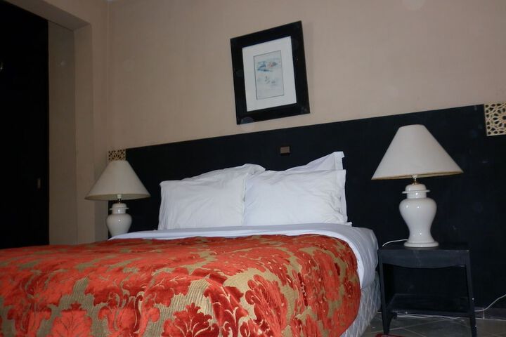 Room 7 of 41