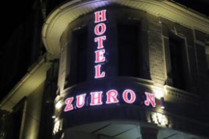 Hotel 10 of 12