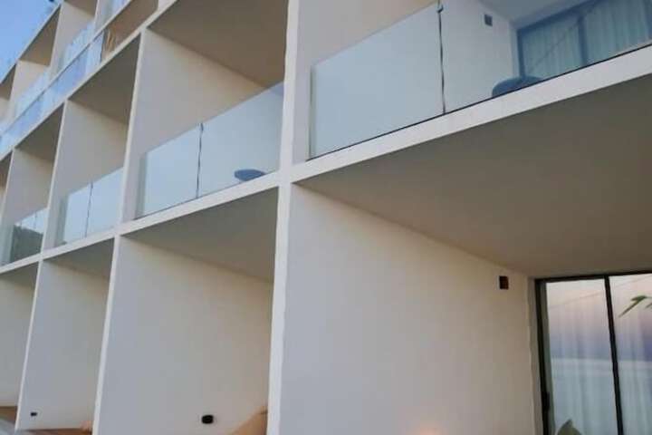 Room 20 of 108