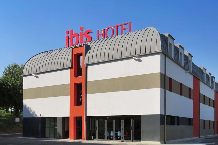 Hotel 36 of 36