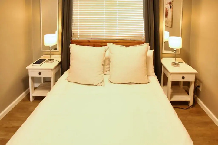 Room 3 of 14