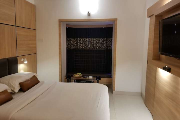Room 14 of 78