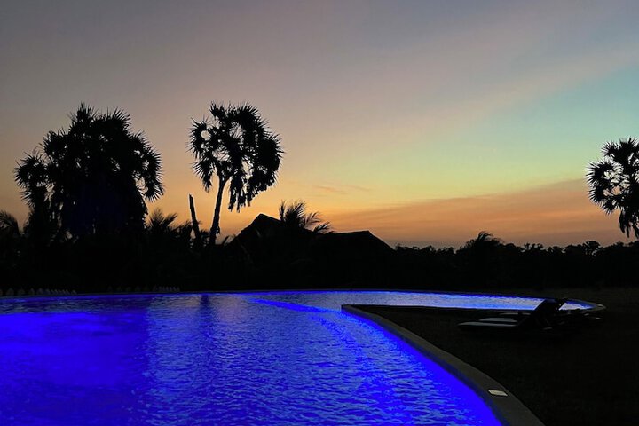 Pool 11 of 27