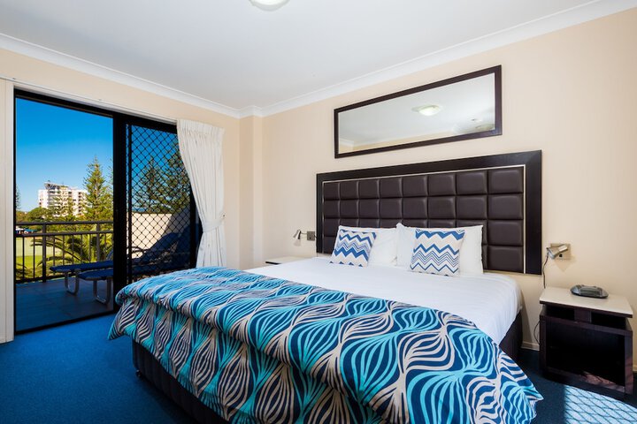 Room 8 of 70