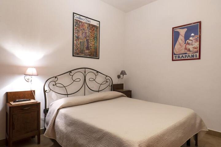 Room 17 of 63