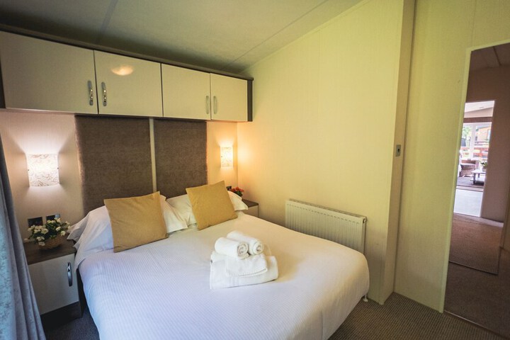 Room 6 of 51