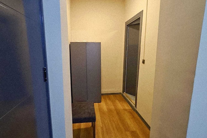 Room 125 of 204