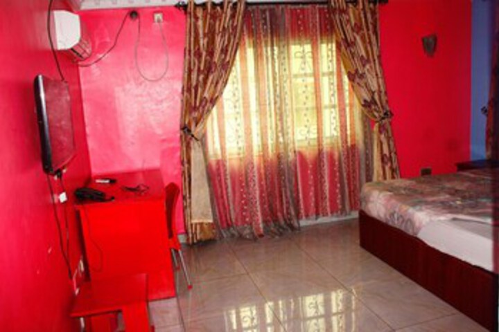 Room 20 of 27