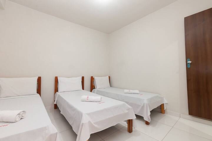 Room 5 of 32
