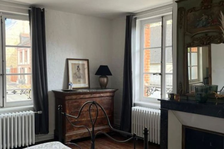 Room 15 of 42