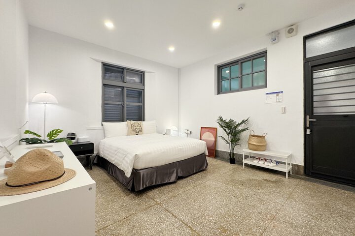Room 12 of 41