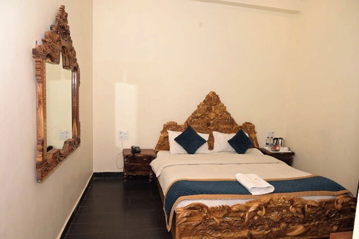 Room 19 of 49