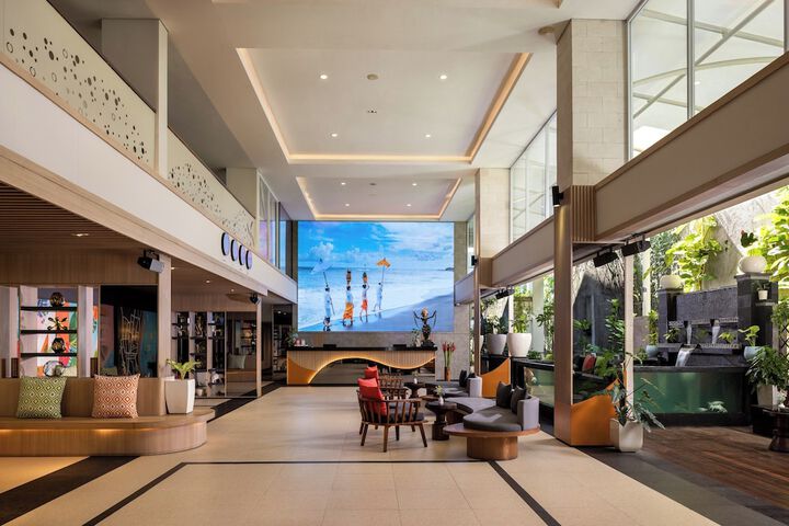 Lobby Entry
