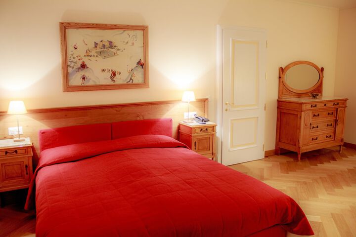 Room 22 of 177